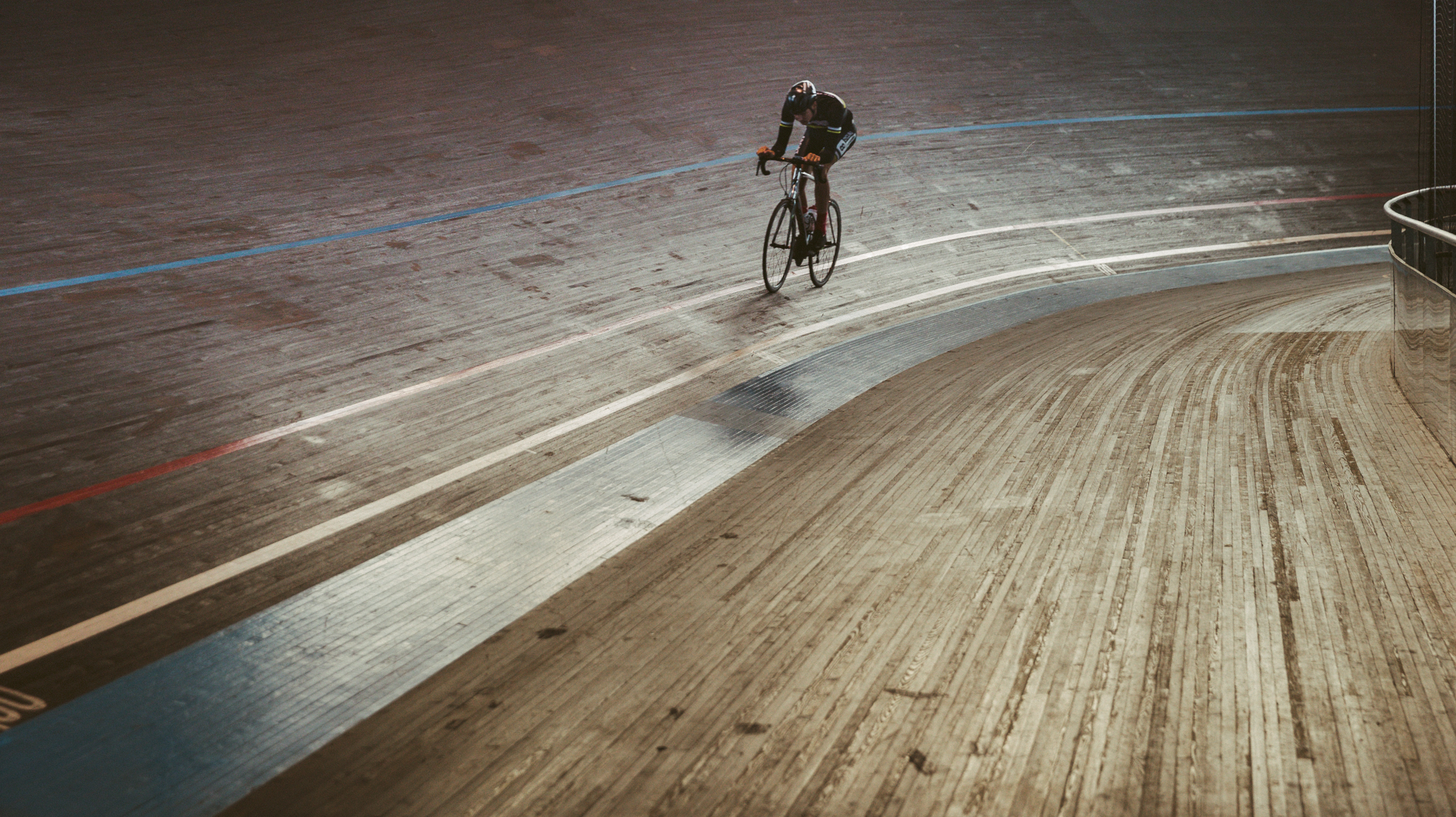 indoor cycling track